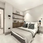 Wunderschoene Moderne Wohnung Mittelstrasse
